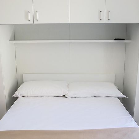 Sunrise Guest House Gaète Extérieur photo