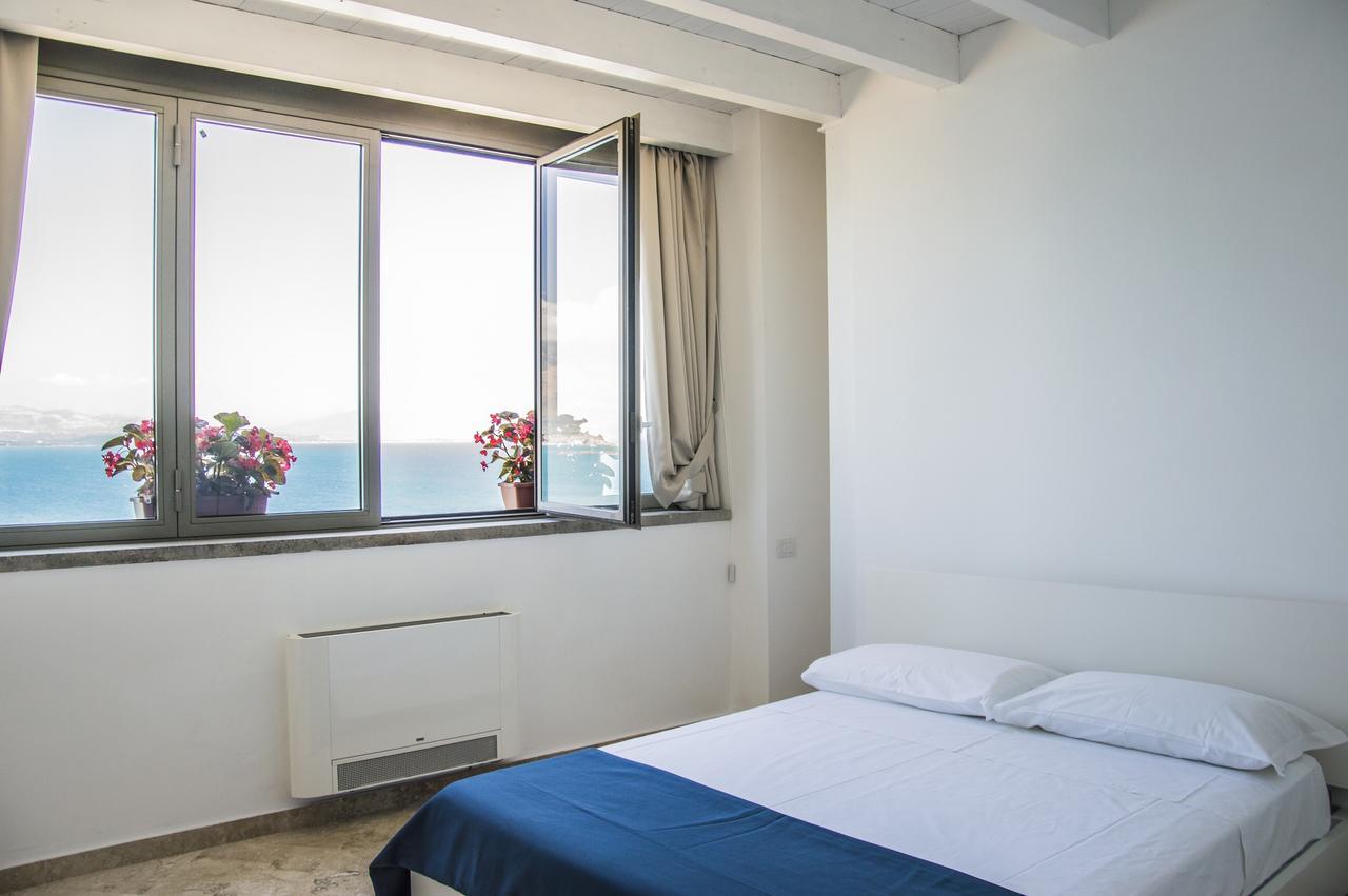 Sunrise Guest House Gaète Extérieur photo